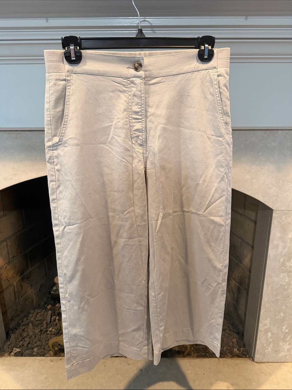 Chico's Taupe Wide-Leg Cropped Pants size 10